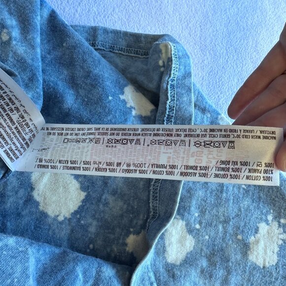 Disneyland Resort Spirit Jersey Blue Acid Wash Polka Dot Size Large Adult - Picture 11 of 12